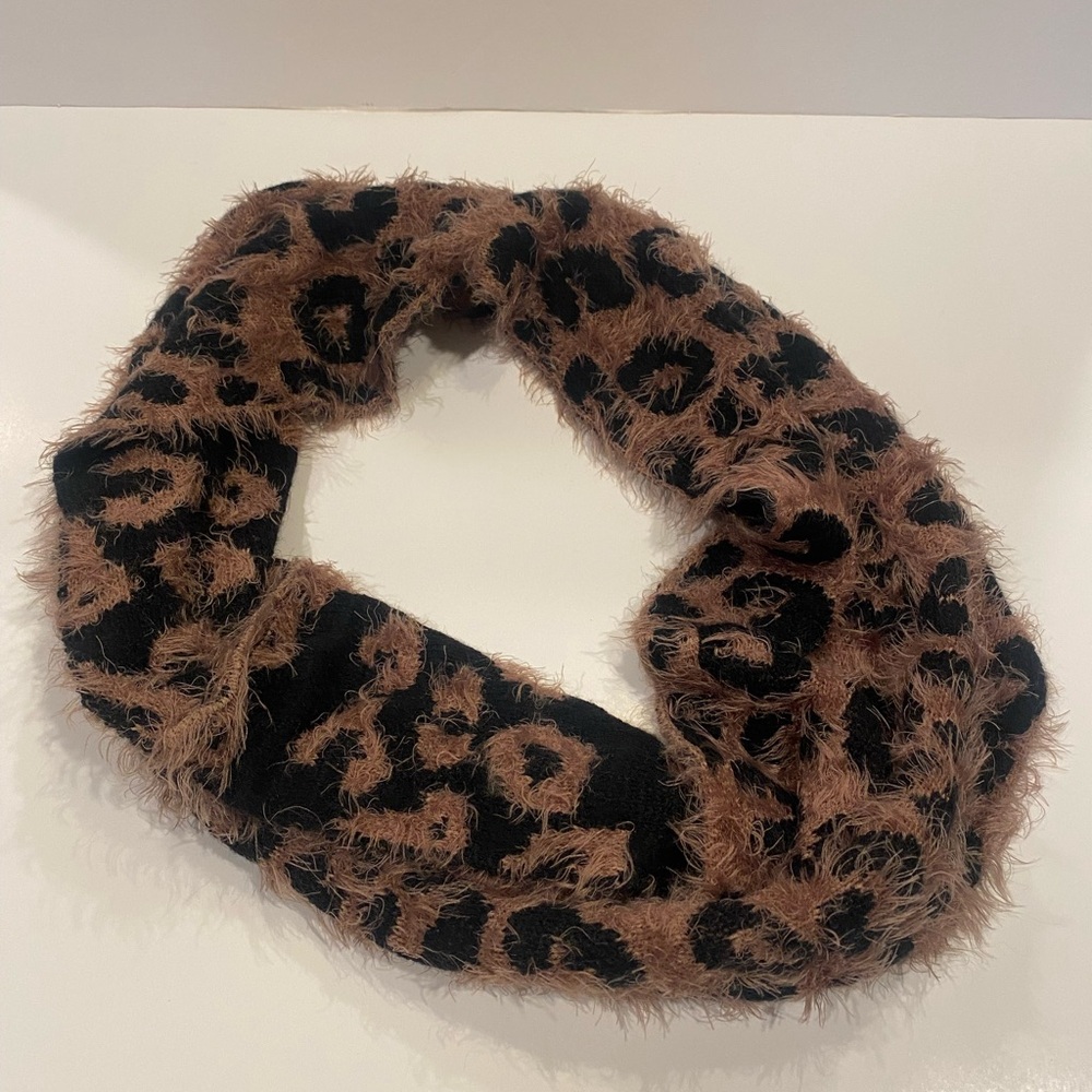 Leopard Print Faux Fur Infinity Scarf
